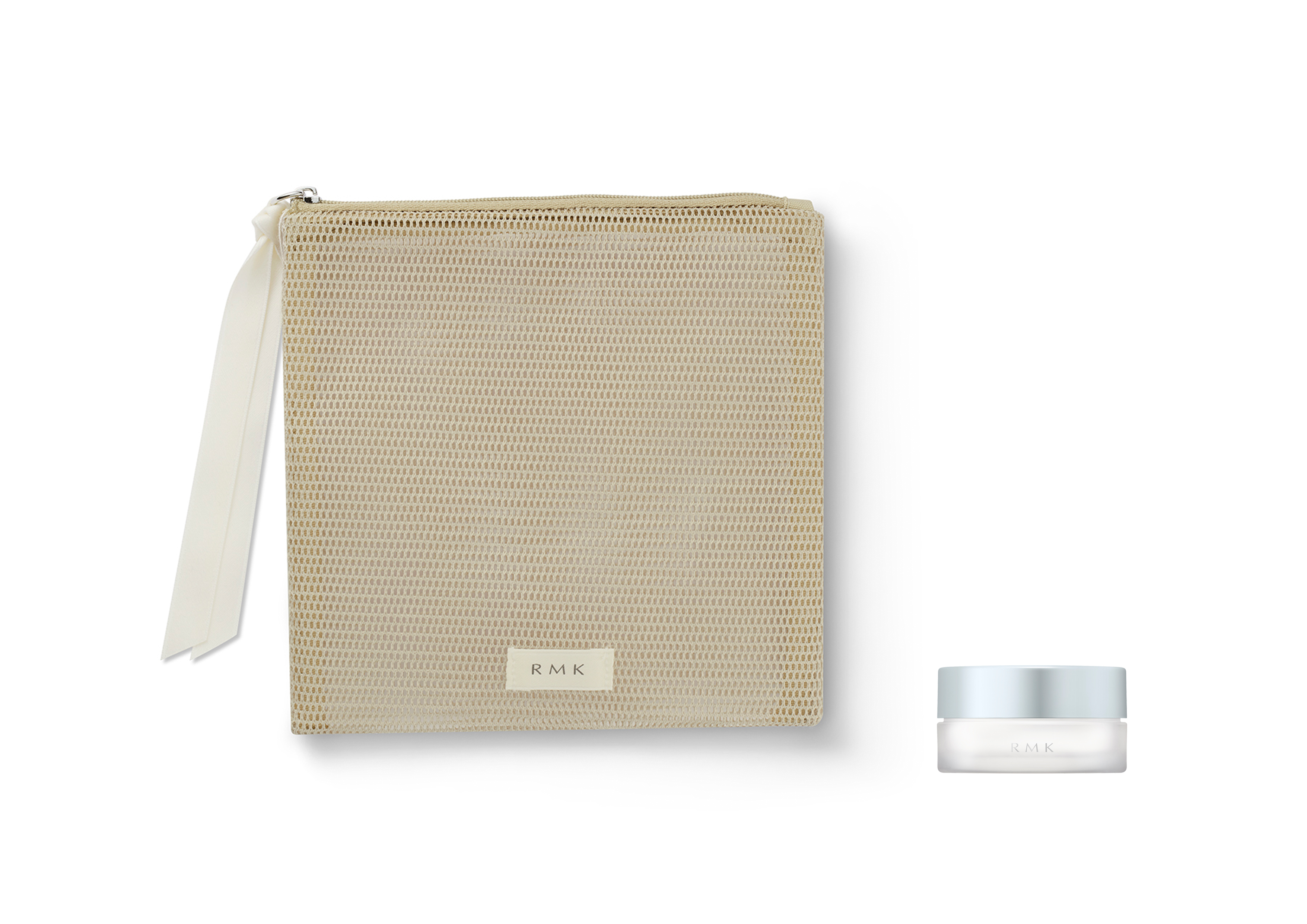 ②RMK オリジナル フラットポーチとミニサイズ*のフェイスパウダー