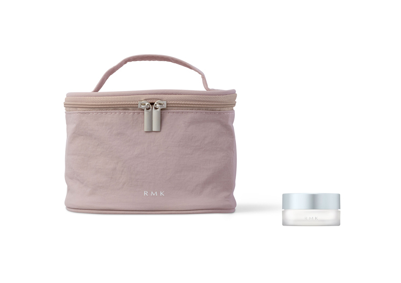 ②RMK オリジナル バニティポーチとミニサイズ*のフェイスパウダー