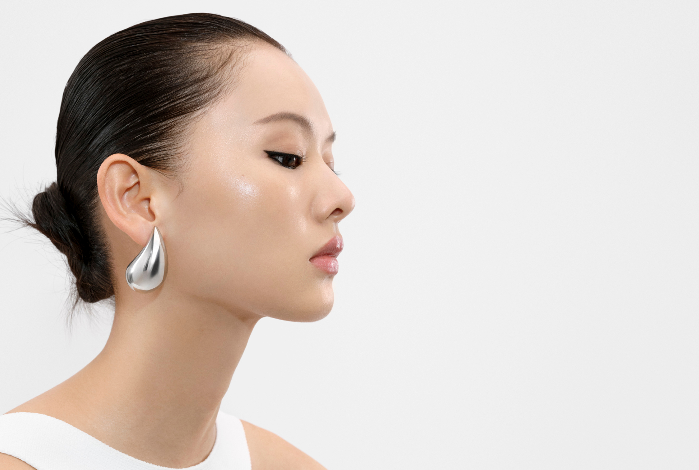 みずみずしいツヤ肌