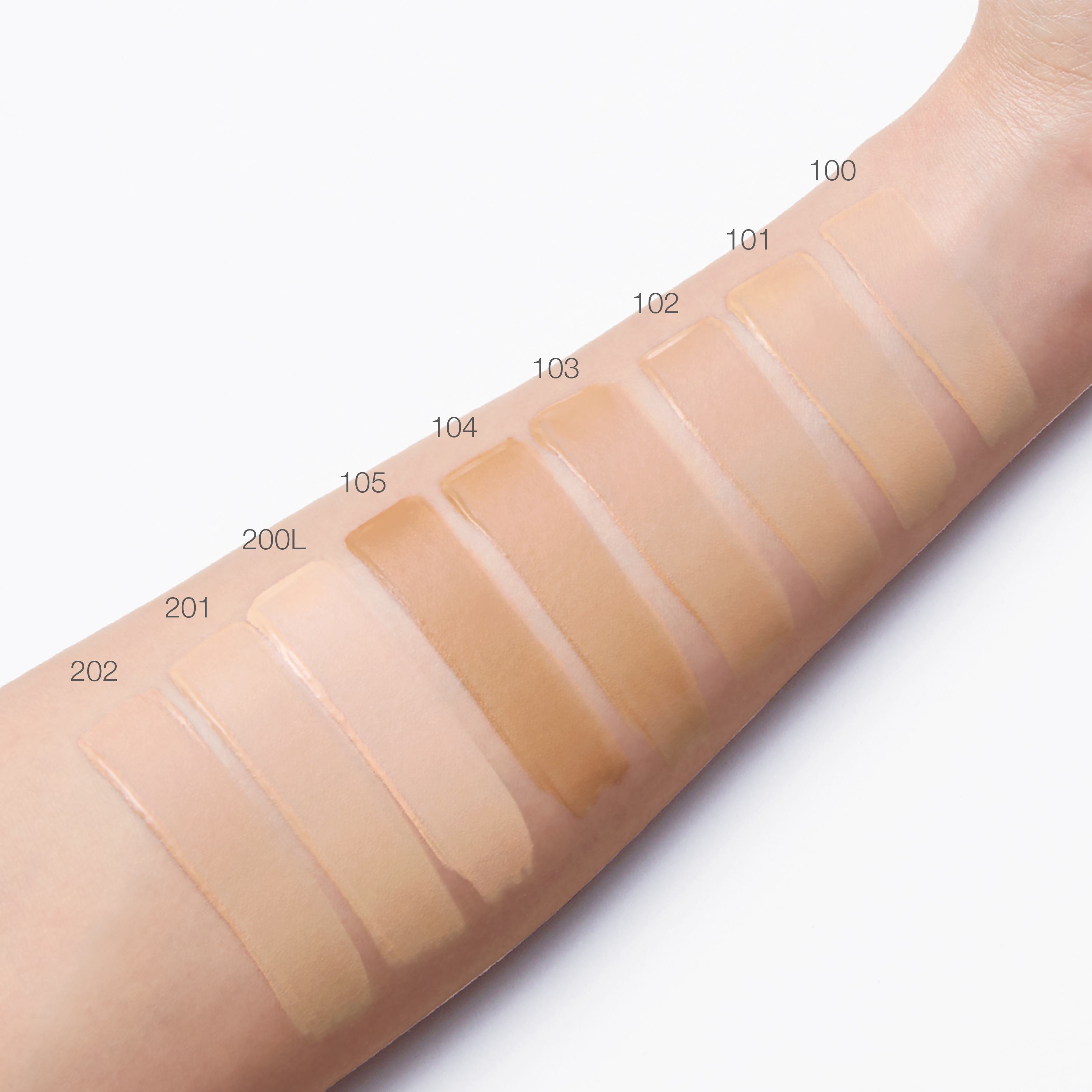 RMK ラスティング ジェルクリーミィファンデーション 200L 詳細画像 1枚中4枚目